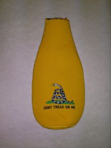 Koozie/ Bottle-Dont Tread On Me